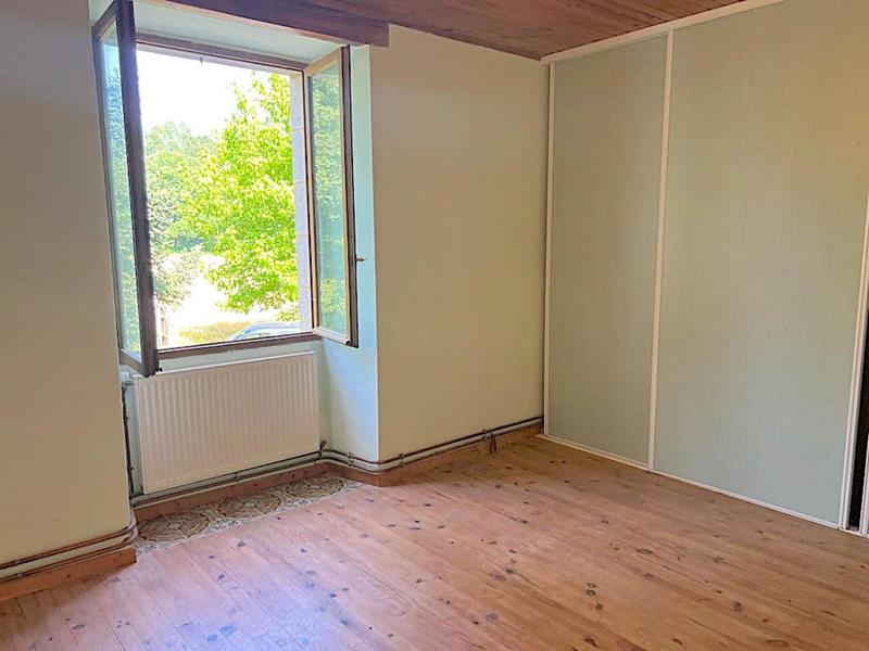 Maison - 107 m² - 6 pièces