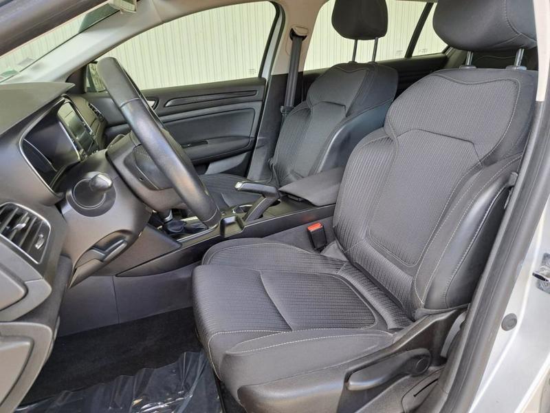 Renault Mégane Estate (4) blue dci 115 edc