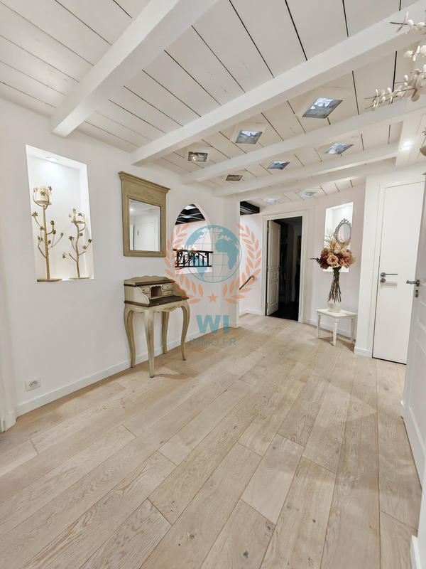 Maison de village - 200 m² - 6 pièces