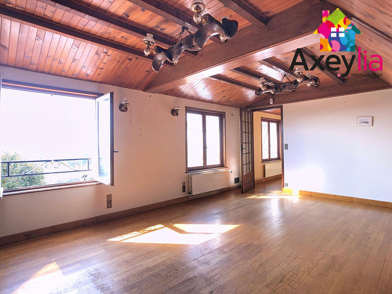 Maison - 155 m² - 7 pièces