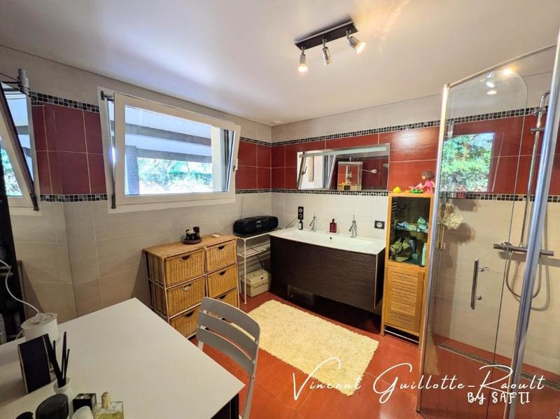 Maison - 195 m² - 6 pièces