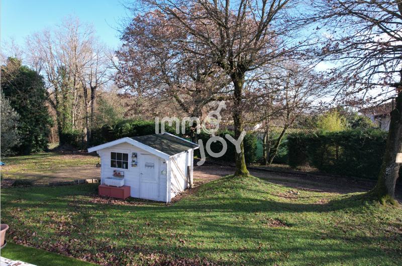 Maison - 170 m² - 5 pièces