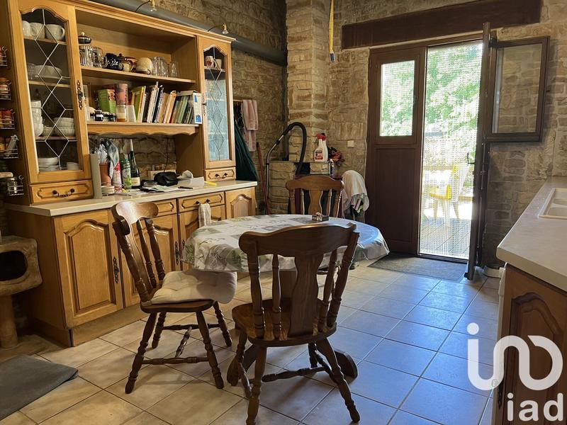 Maison - 237 m² - 11 pièces