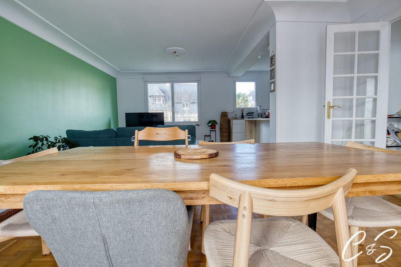 Maison - 142 m² - 5 pièces