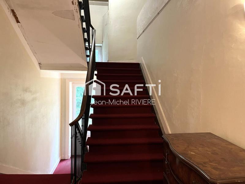 Maison de maîtres - 900 m² - 15 pièces