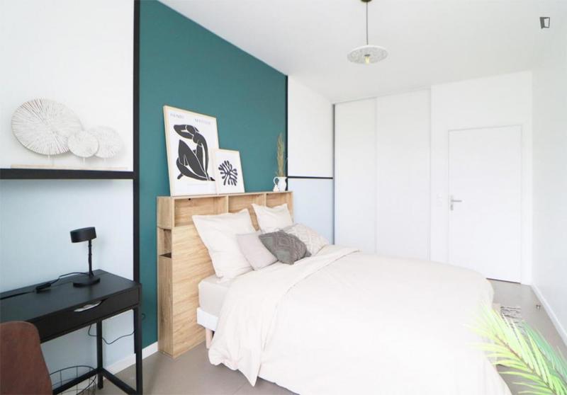 Chambre - 15 m² - 4 pièces