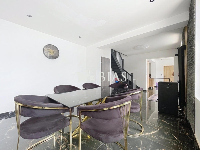 Maison - 125 m² - 5 pièces