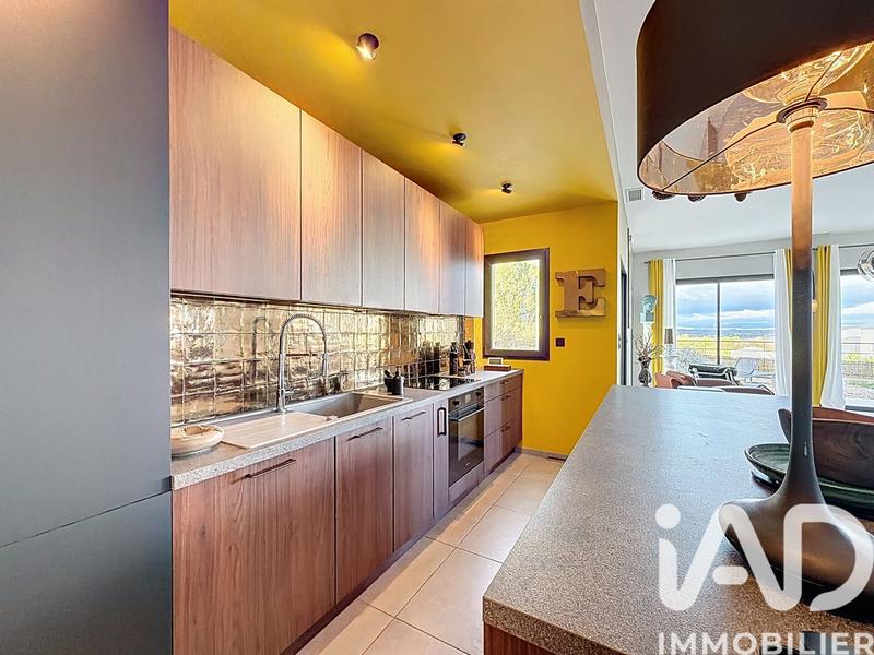 Maison - 130 m² - 4 pièces