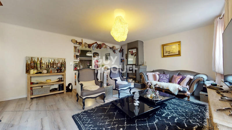 Maison - 98 m² - 5 pièces