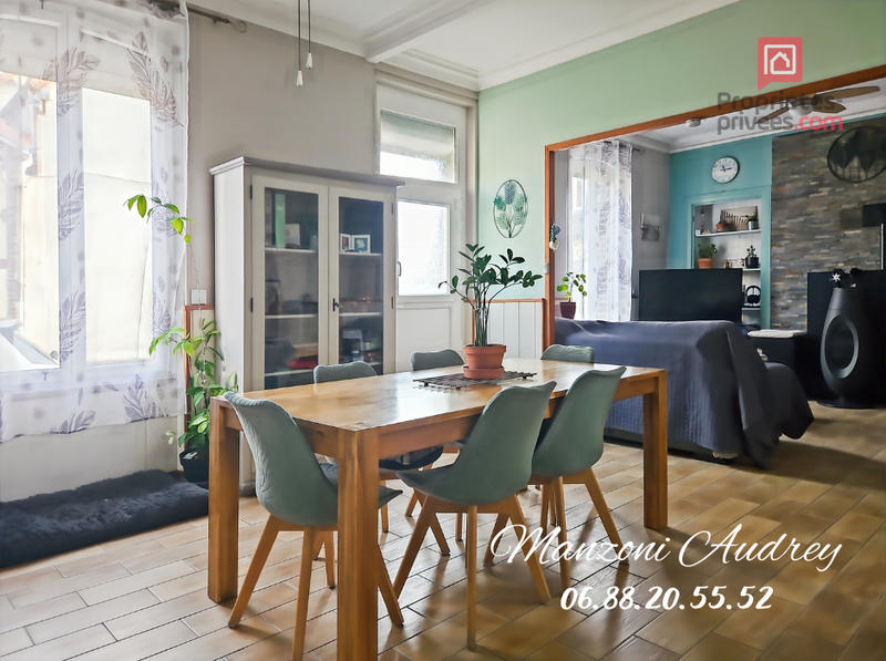 Maison - 96 m² - 5 pièces