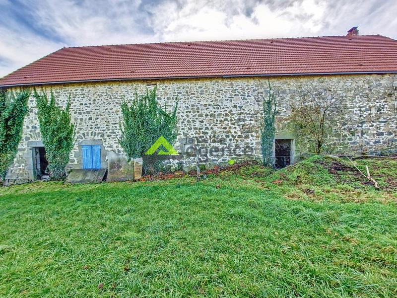 Maison - 200 m² - 2 pièces