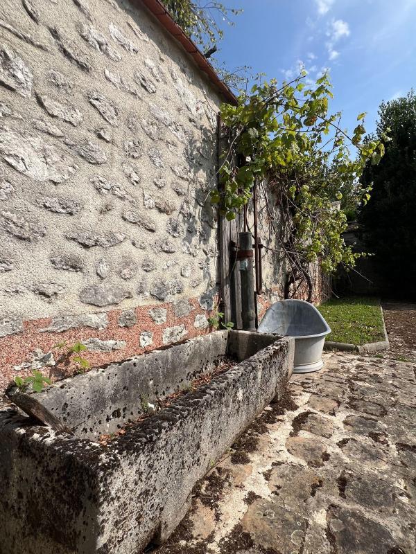 Maison - 233 m² - 7 pièces