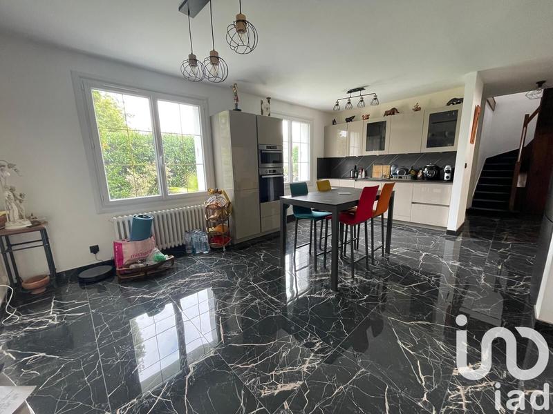 Maison - 135 m² - 6 pièces