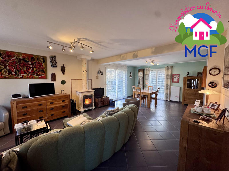 Maison traditionnelle - 124 m² - 6 pièces