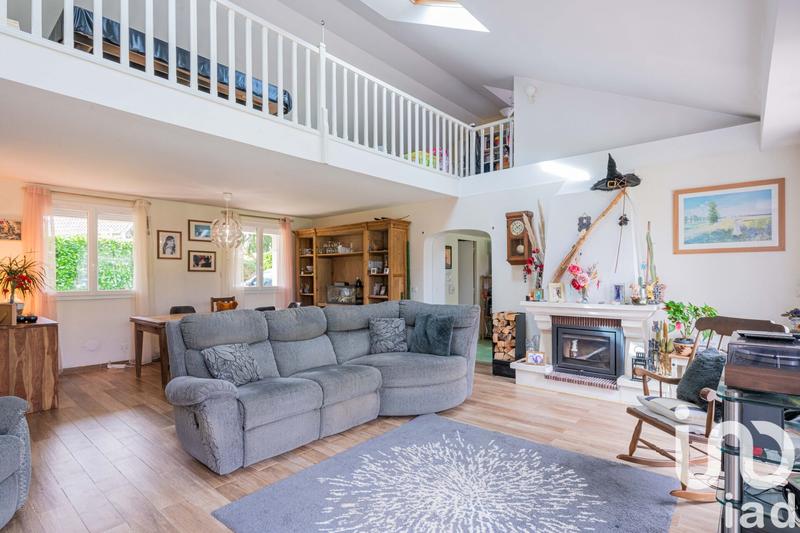 Maison - 184 m² - 6 pièces