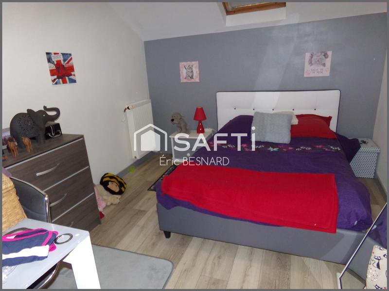 Maison - 180 m² - 7 pièces