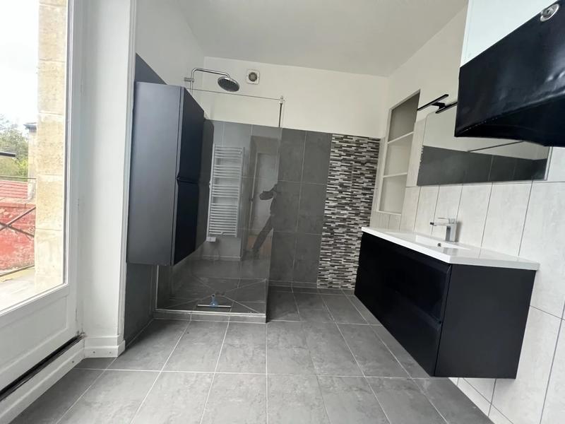 Appartement - 49 m² - 2 pièces