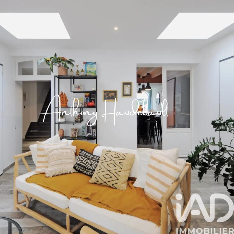 Maison - 174 m² - 9 pièces