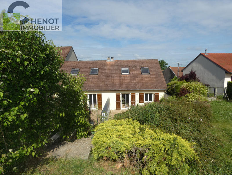 Propriété - 82 m² - 3 pièces