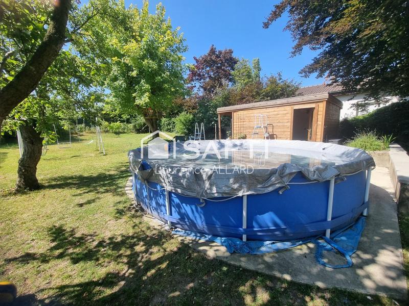 Maison - 140 m² - 7 pièces