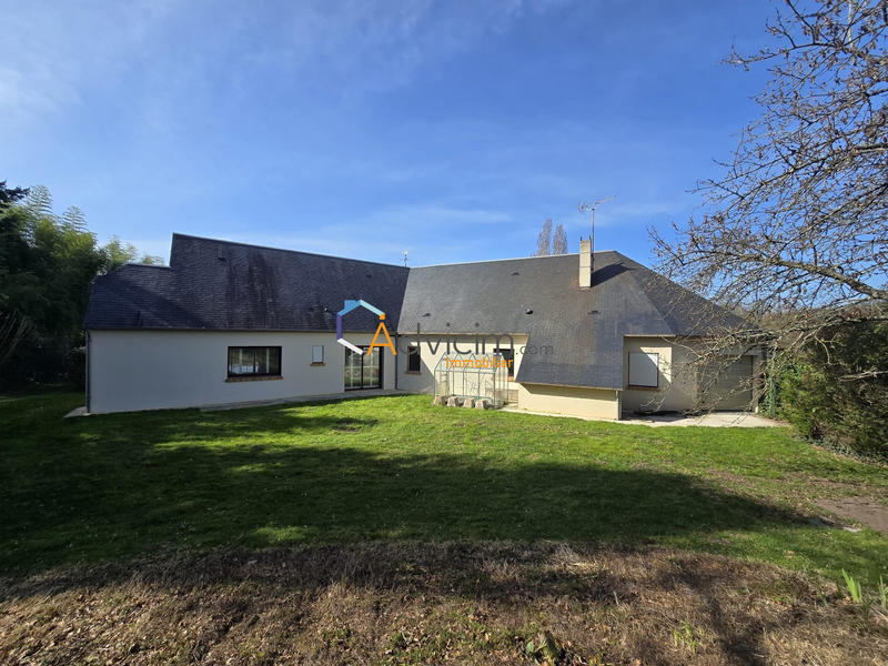 Villa - 260 m² - 6 pièces