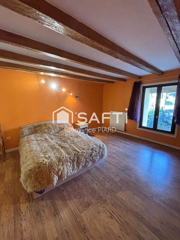 Maison - 143 m² - 10 pièces