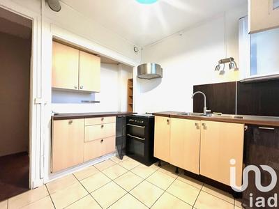 Appartement - 75 m² - 5 pièces