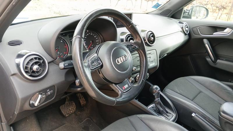 Audi A1 sportback I 1.6 Tdi 90 s-Tronic 7 s line - Automatique Entretien constructeur