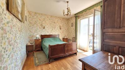 Maison - 206 m² - 7 pièces