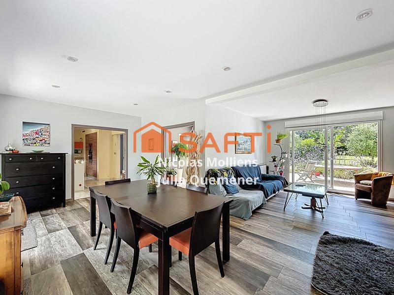 Maison - 156 m² - 8 pièces