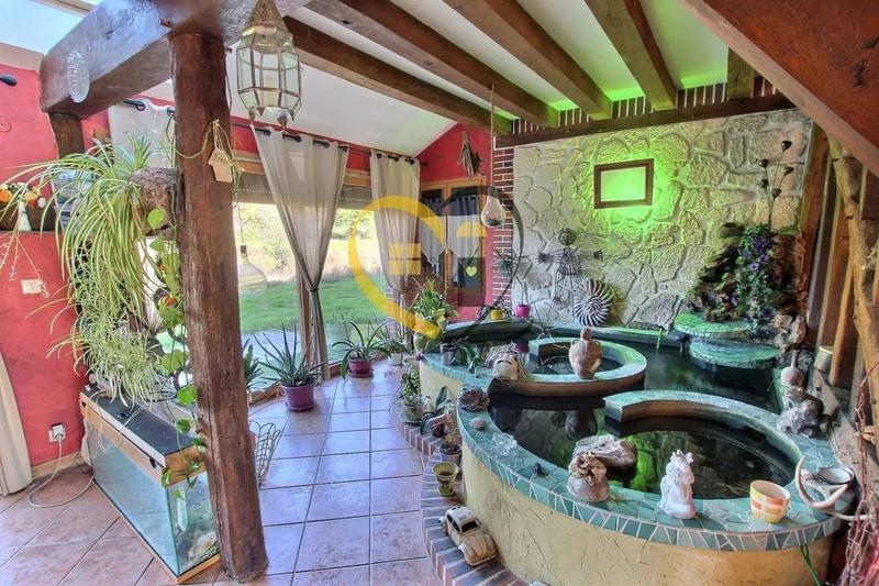 Propriété - 365 m² - 12 pièces