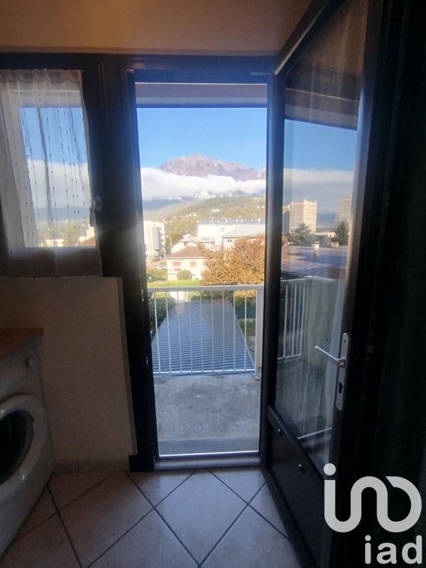 Appartement - 57 m² - 3 pièces