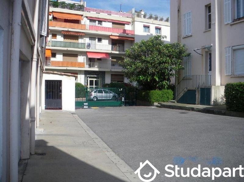 Appartement - 15 m² - 1 pièce