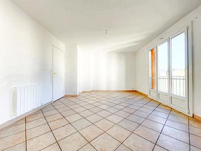 Appartement - 84 m² - 5 pièces