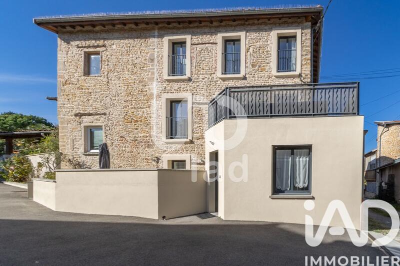 Maison de ville - 111 m² - 5 pièces