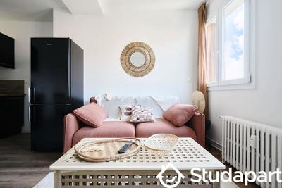 Chambre - 12 m² - 1 pièce