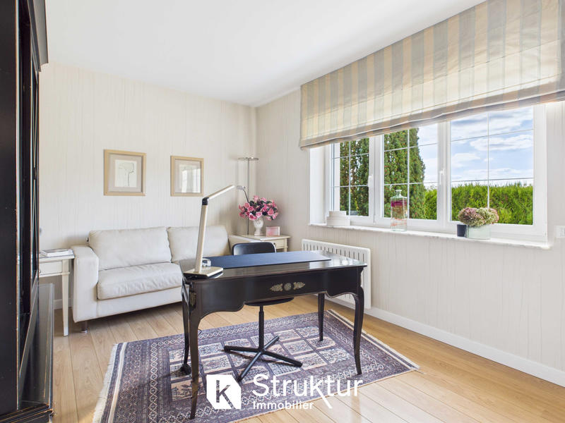 Maison - 140 m² - 5 pièces