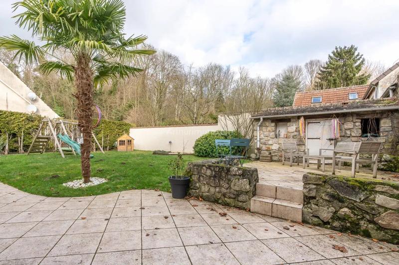 Maison - 170 m² - 5 pièces
