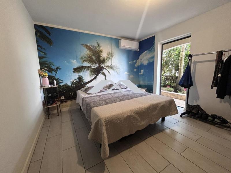 Maison - 168 m² - 10 pièces