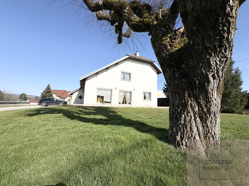 Maison - 197 m² - 4 pièces