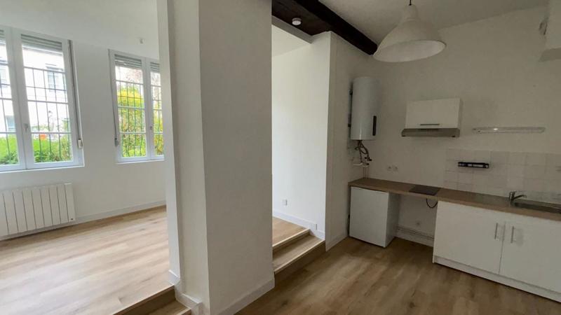 Studio - 25 m² - 1 pièce