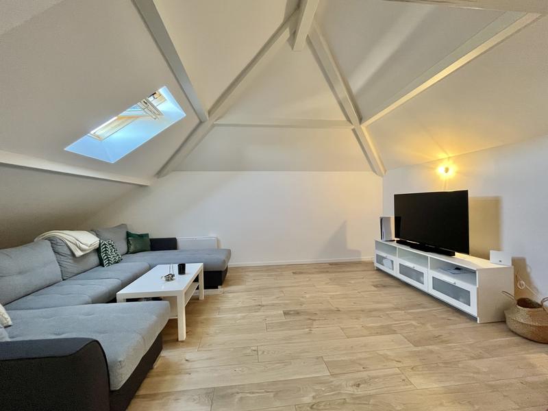 Maison contemporaine - 250 m² - 8 pièces