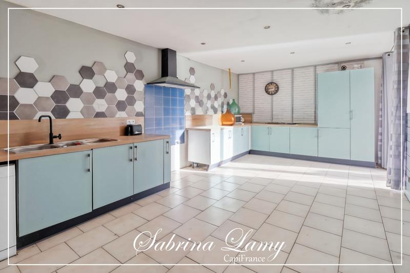 Corps de ferme - 114 m² - 6 pièces