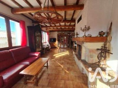 Maison - 196 m² - 10 pièces