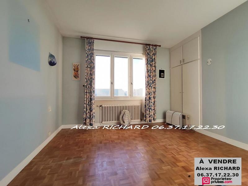 Maison - 137 m² - 6 pièces