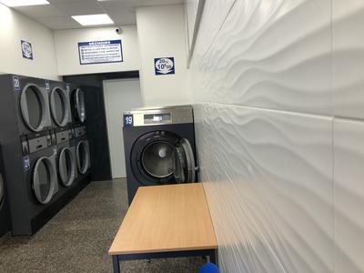 Aubervilliers Point Laverie