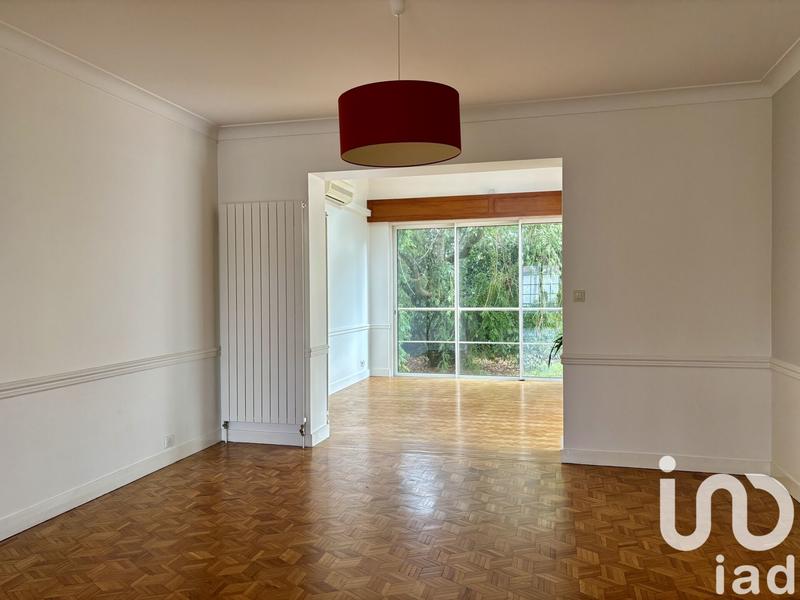 Maison - 217 m² - 8 pièces