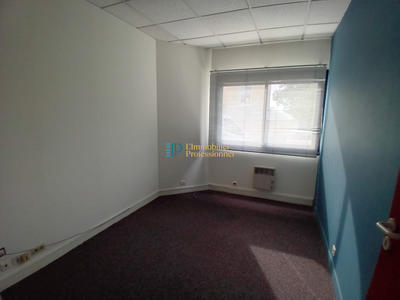 Bureau - 120 m² - 5 pièces