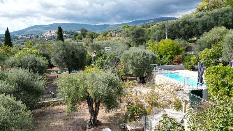 Villa - 210 m² - 7 pièces