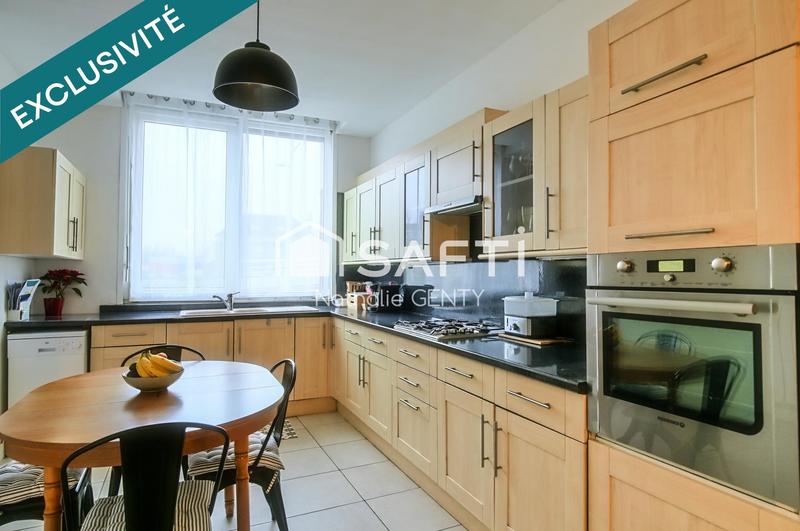 Appartement - 90 m² - 4 pièces